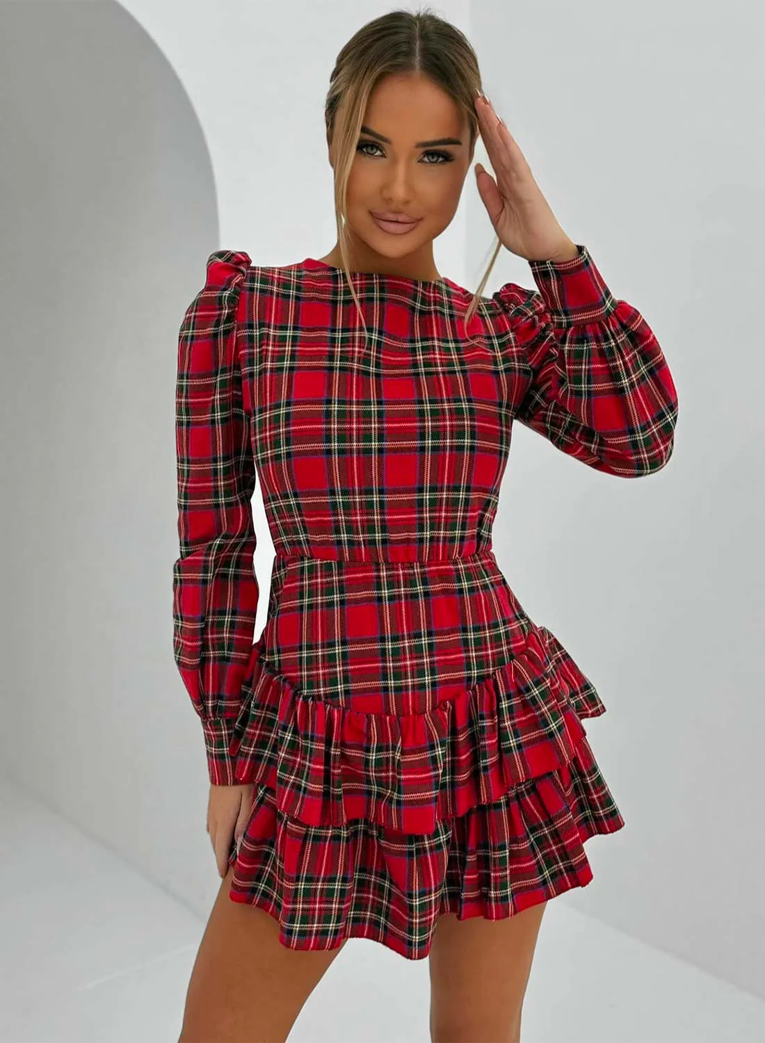 Abito tartan con gonna a balze