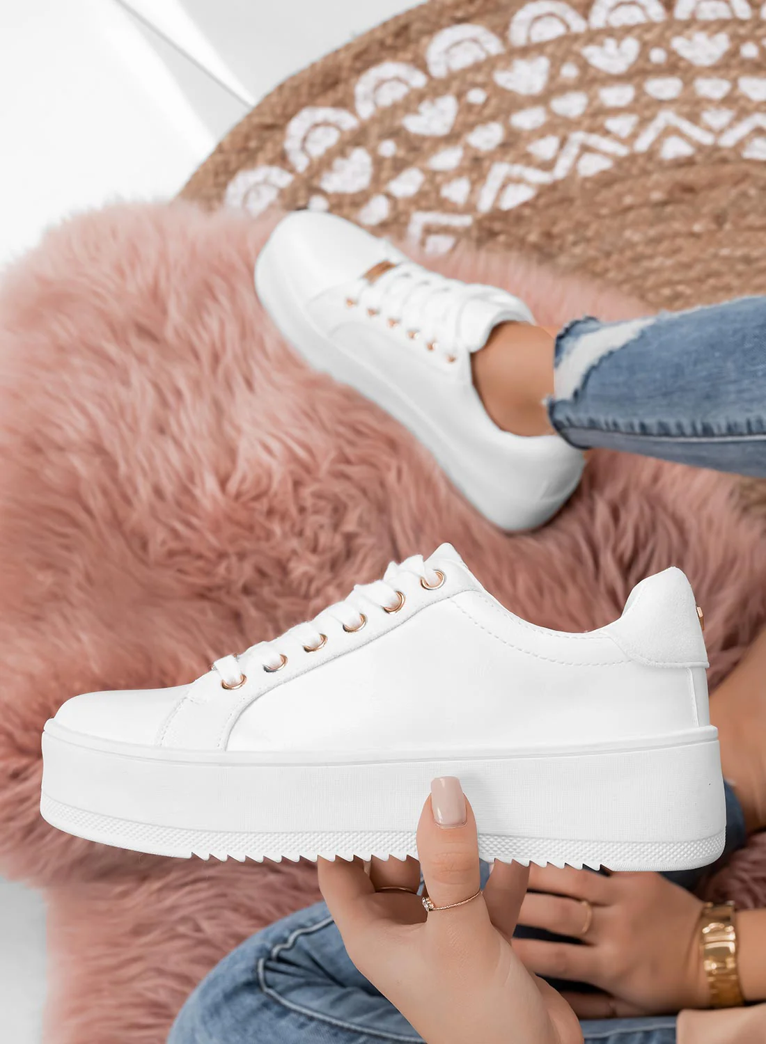 CARRY - Sneakers Bianche con rifiniture oro - Image 4