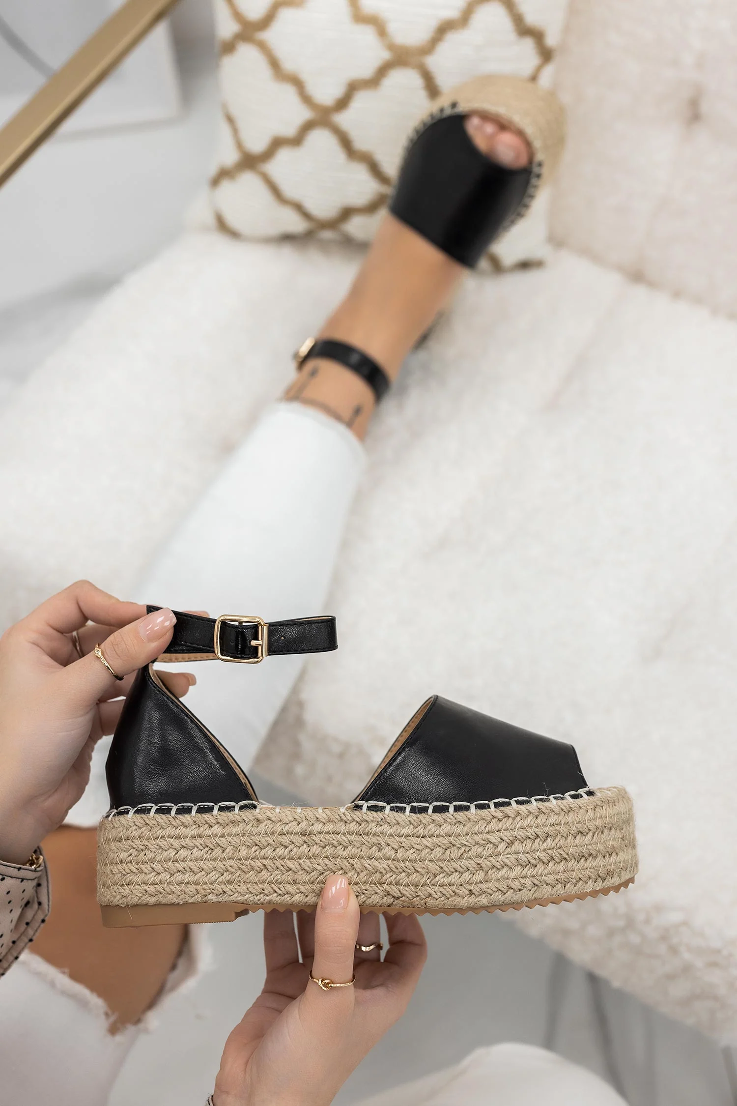 Sandali neri espadrilles con zeppa e cinturino - Image 3