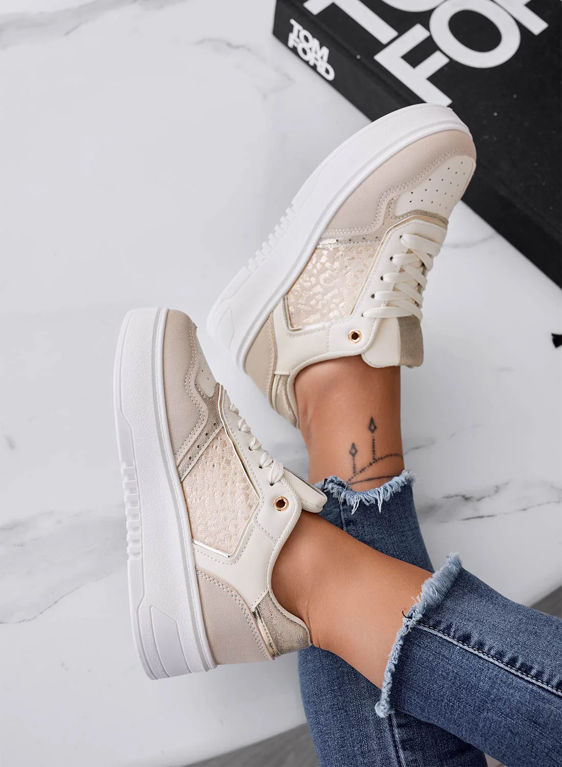 ILARIA - Sneakers beige con inserti a fantasia maculata - Image 3