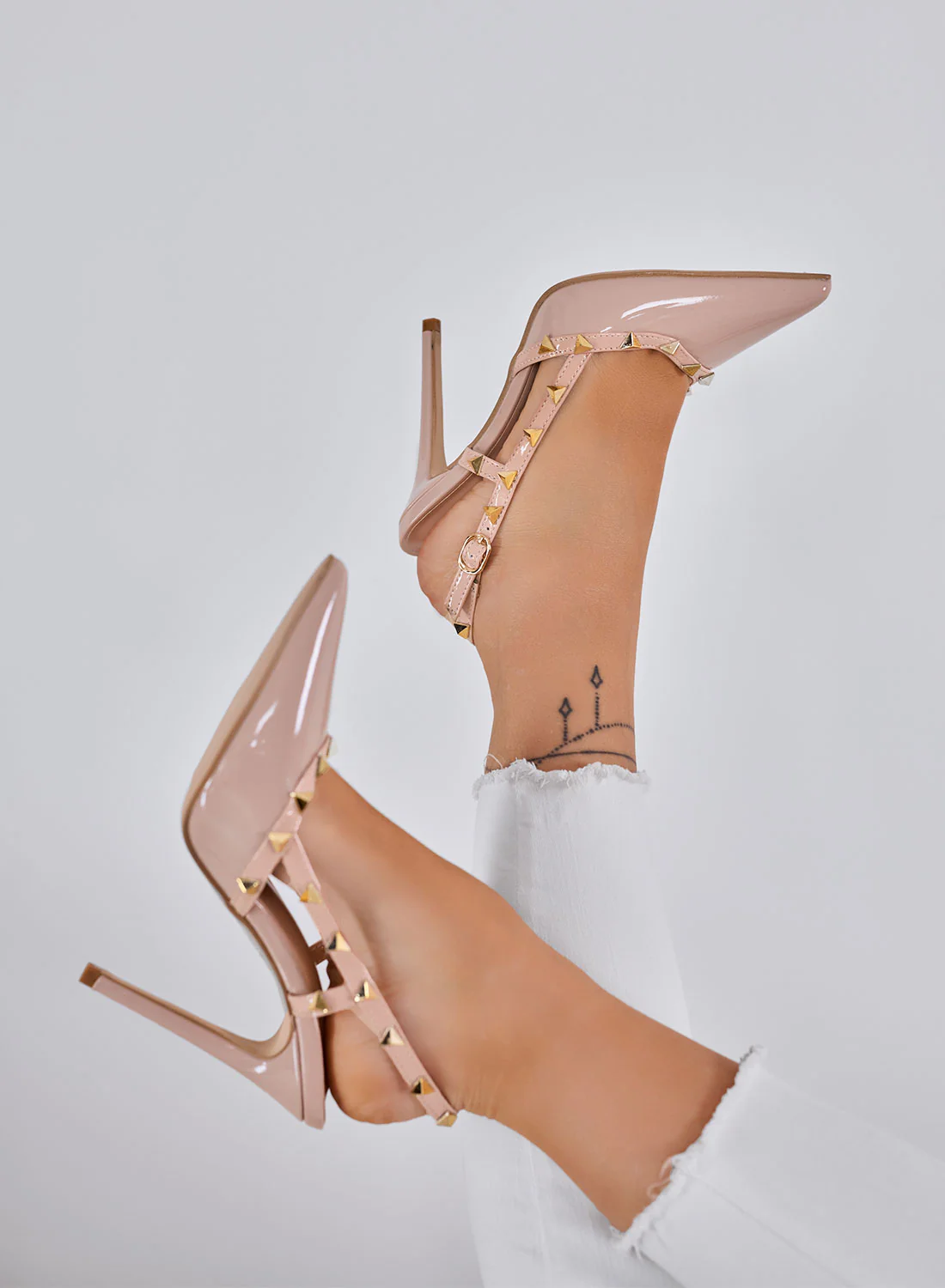 KIMM - Décolleté nude Slingback con Borchie Oro e Tacco Alto - Image 3