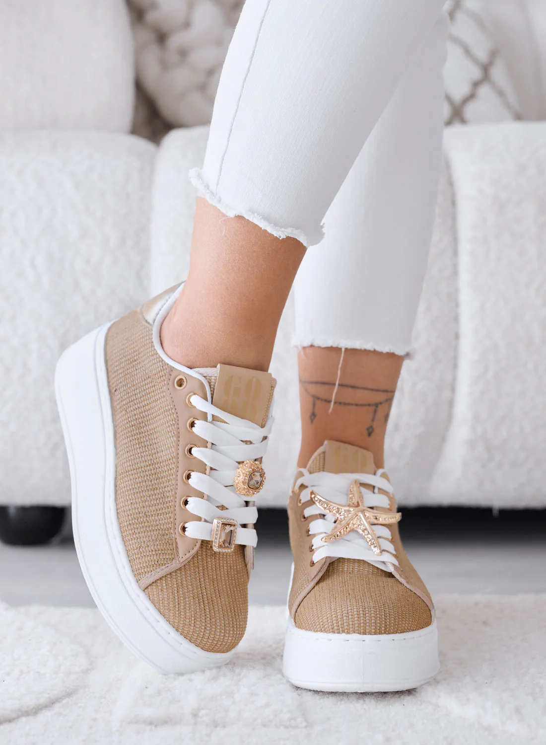 LINDA - Sneakers fango con Applicazioni Gioiello oro e Suola Platform - Image 3