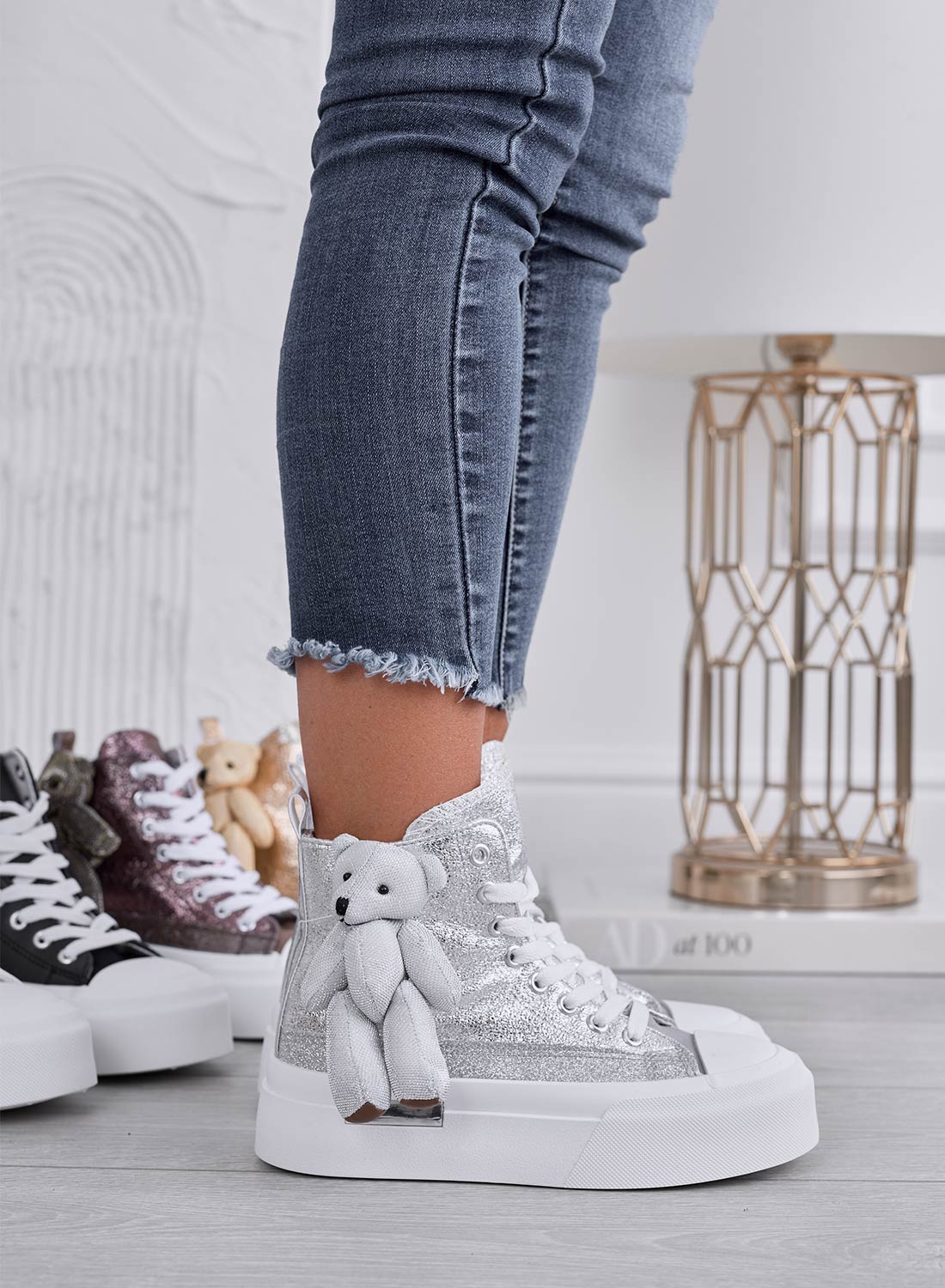 MARICA - Sneakers argento laminate con peluche teddy - Image 2