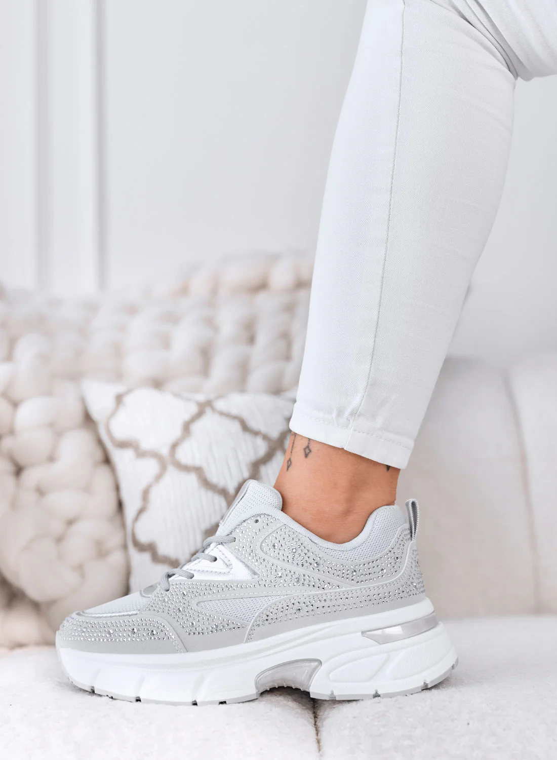 MARTINA - Sneakers grigie  con Strass e Suola  Platform Chunky - Image 2
