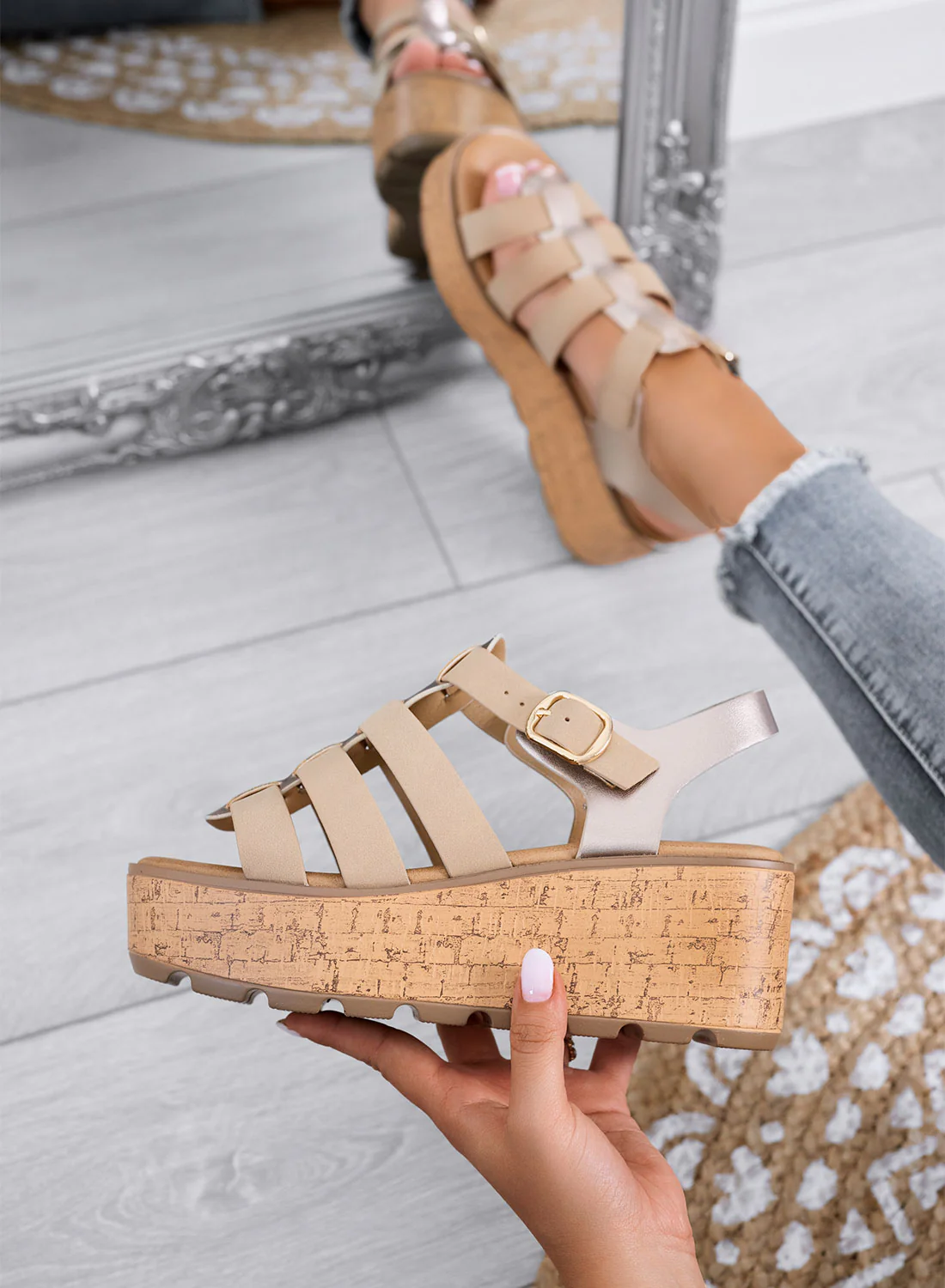 MATILDE - Sandali beige con zeppa platform effetto sughero - Image 4