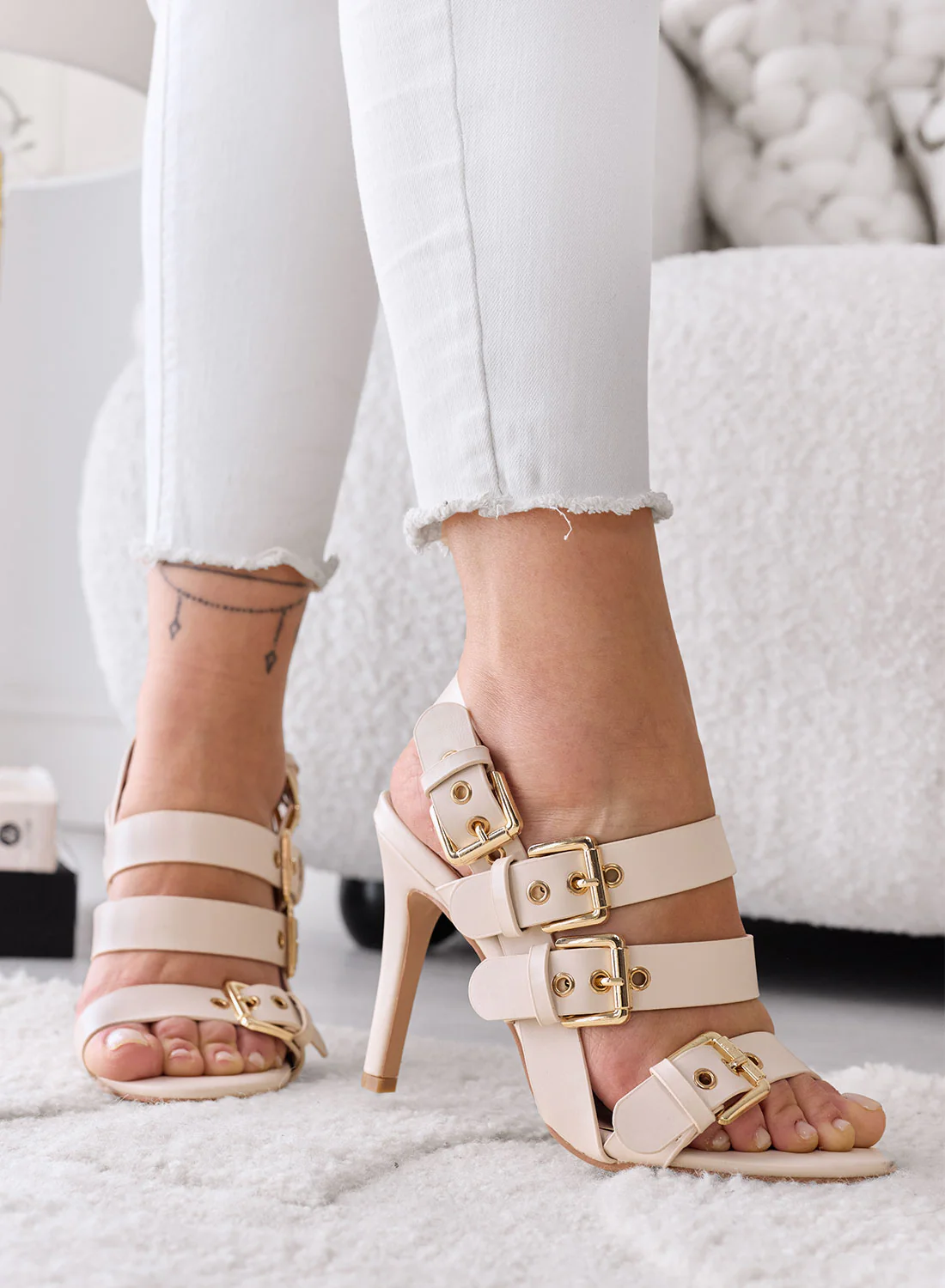 MINA - Sandali Beige con Fibbie e Tacco Alto