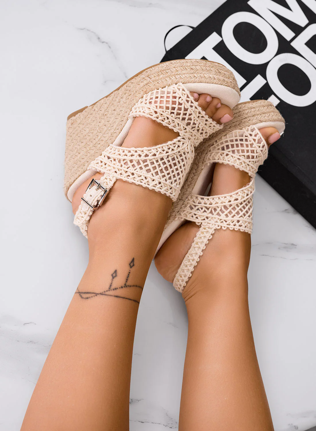 PEARL - Sandali beige con zeppa in corda e intreccio crochet - Image 3
